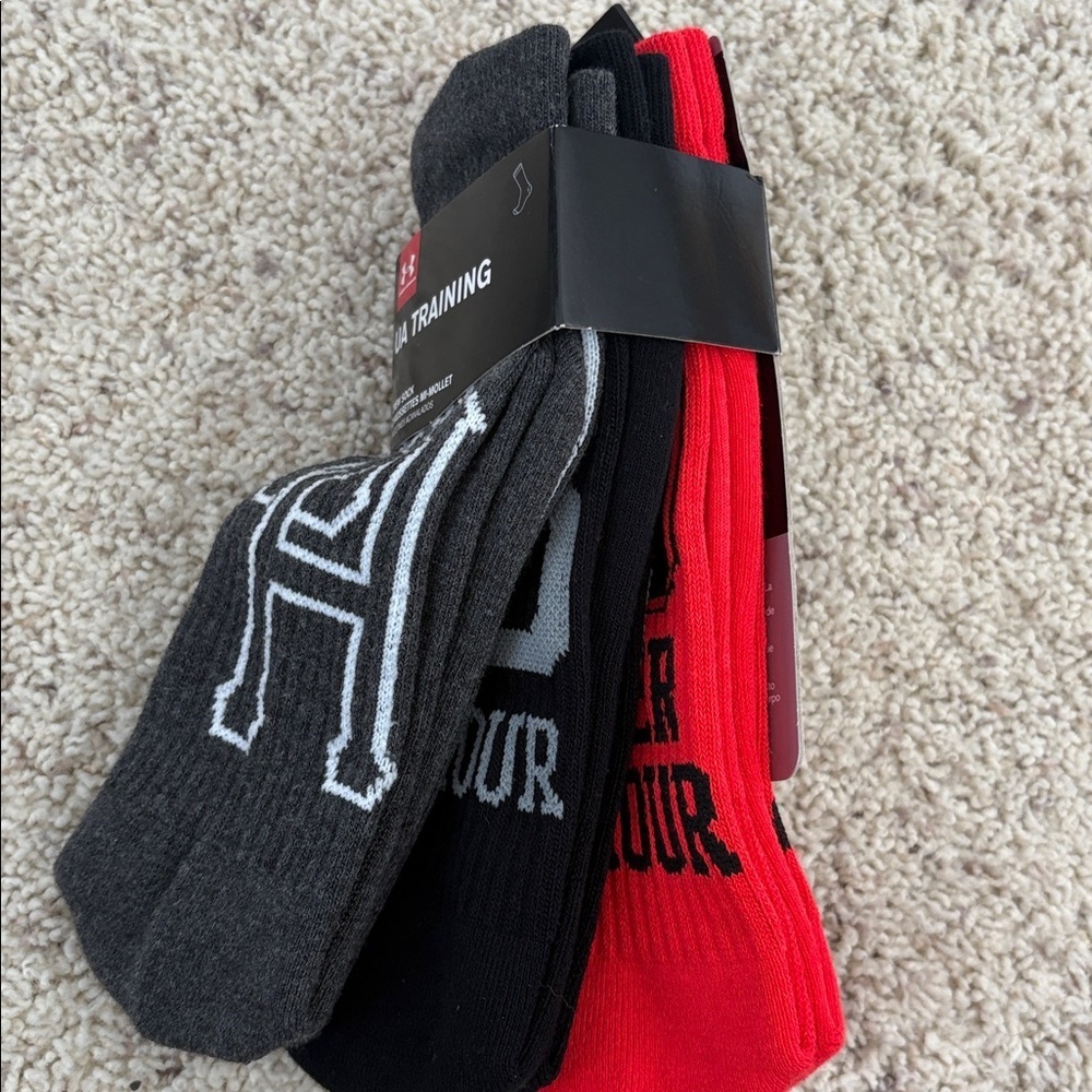 NWT Under Armour UA Training Crew Socks - Gray Black Red - Size large - Picture 3 of 4